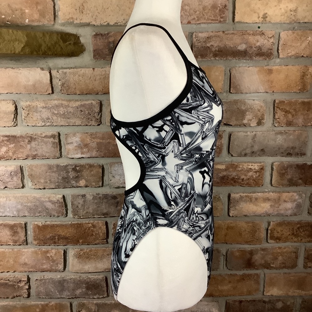 SPEEDO Xtra Life Lycra Shining Star Flyback One-Piece Swimsuit 177 - Picture 2 of 10
